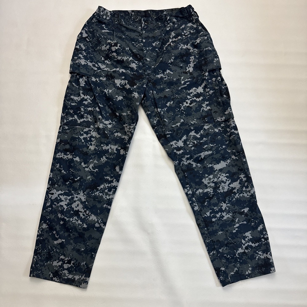 US Navy Digital Camo Cargo Pants Mens Large Regular Waist 36" Inseam 31.5"